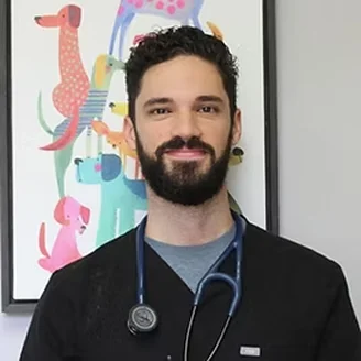 img-dr-Román
