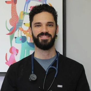 img-dr-Román